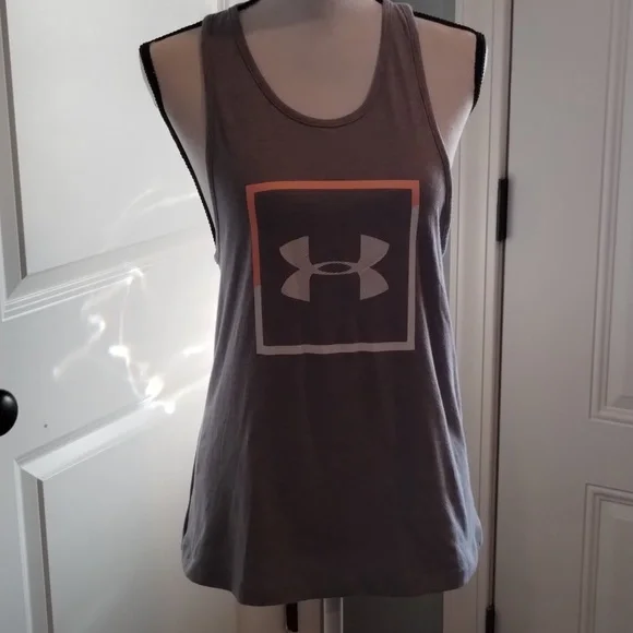 Under Armour Sleeveless Shirt - Picture 2 of 6